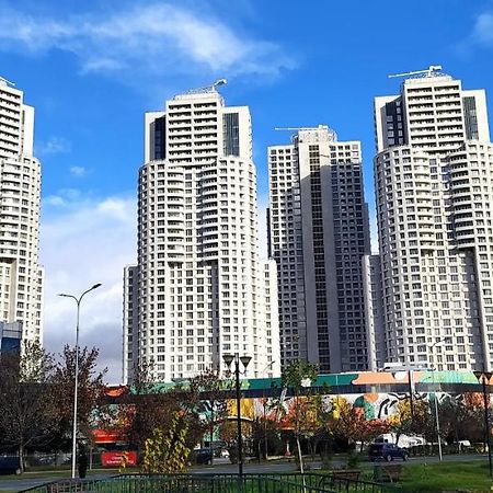 18Th & 16H Floor Secure Luxury Condos With Pool & Fitness Included In Price Skopje Ngoại thất bức ảnh