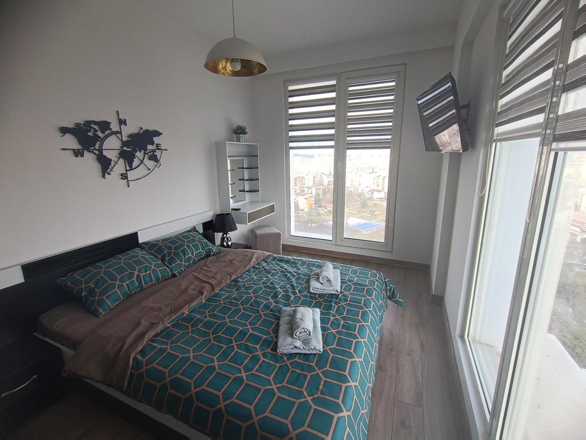 18Th & 16H Floor Secure Luxury Condos With Pool & Fitness Included In Price Skopje Ngoại thất bức ảnh
