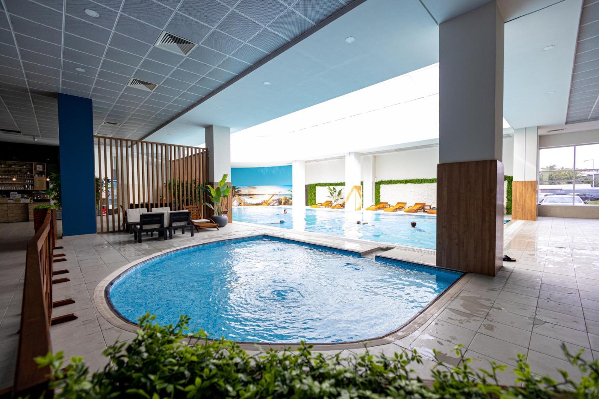 18Th & 16H Floor Secure Luxury Condos With Pool & Fitness Included In Price Skopje Ngoại thất bức ảnh