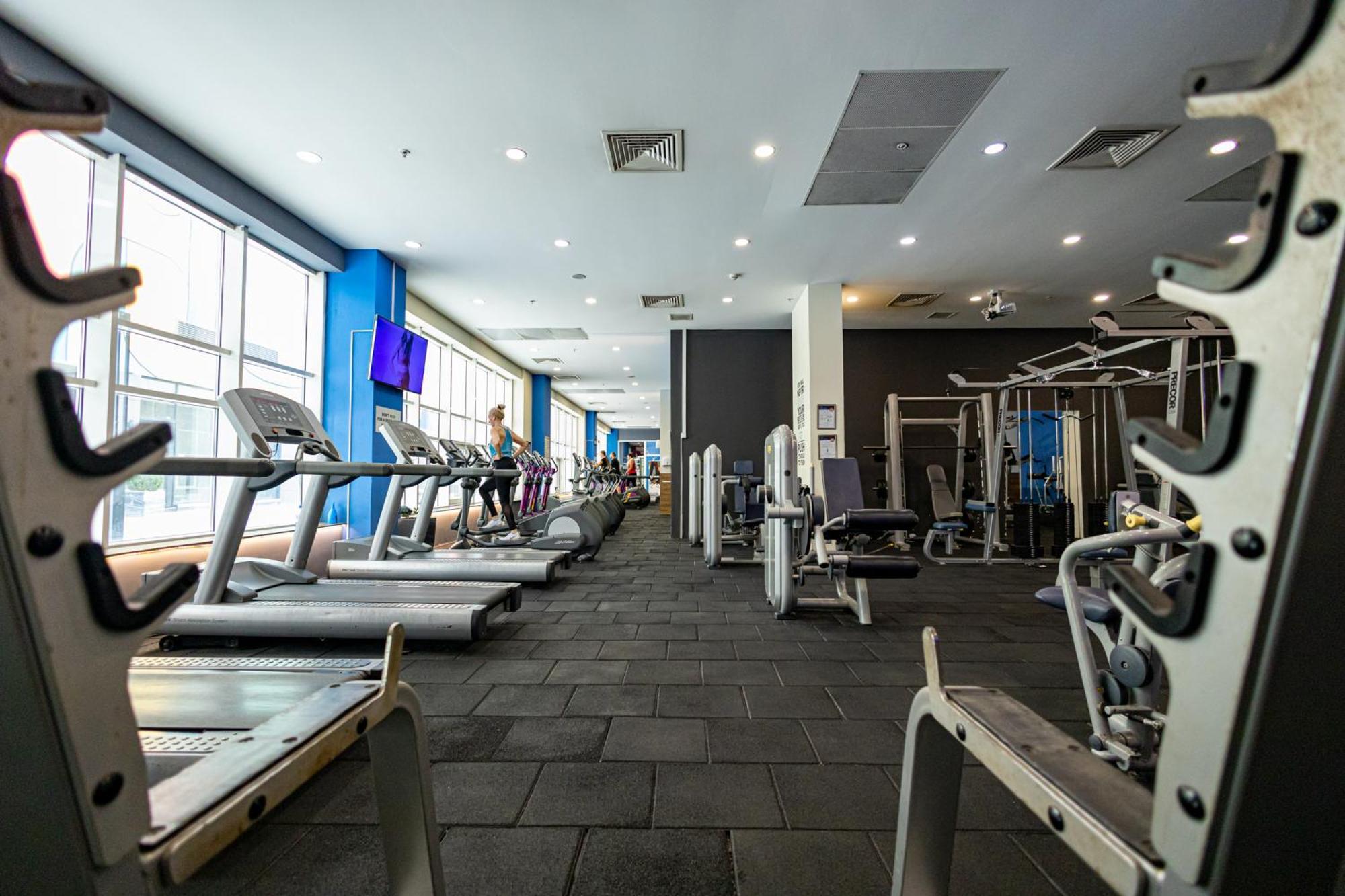 18Th & 16H Floor Secure Luxury Condos With Pool & Fitness Included In Price Skopje Ngoại thất bức ảnh
