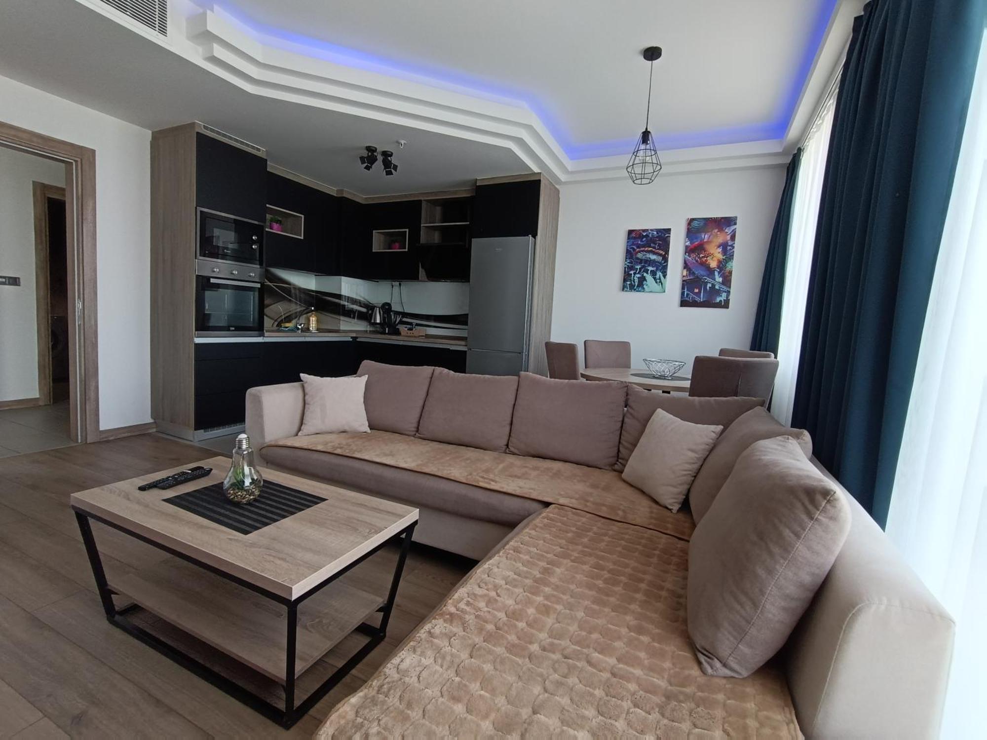 18Th & 16H Floor Secure Luxury Condos With Pool & Fitness Included In Price Skopje Ngoại thất bức ảnh