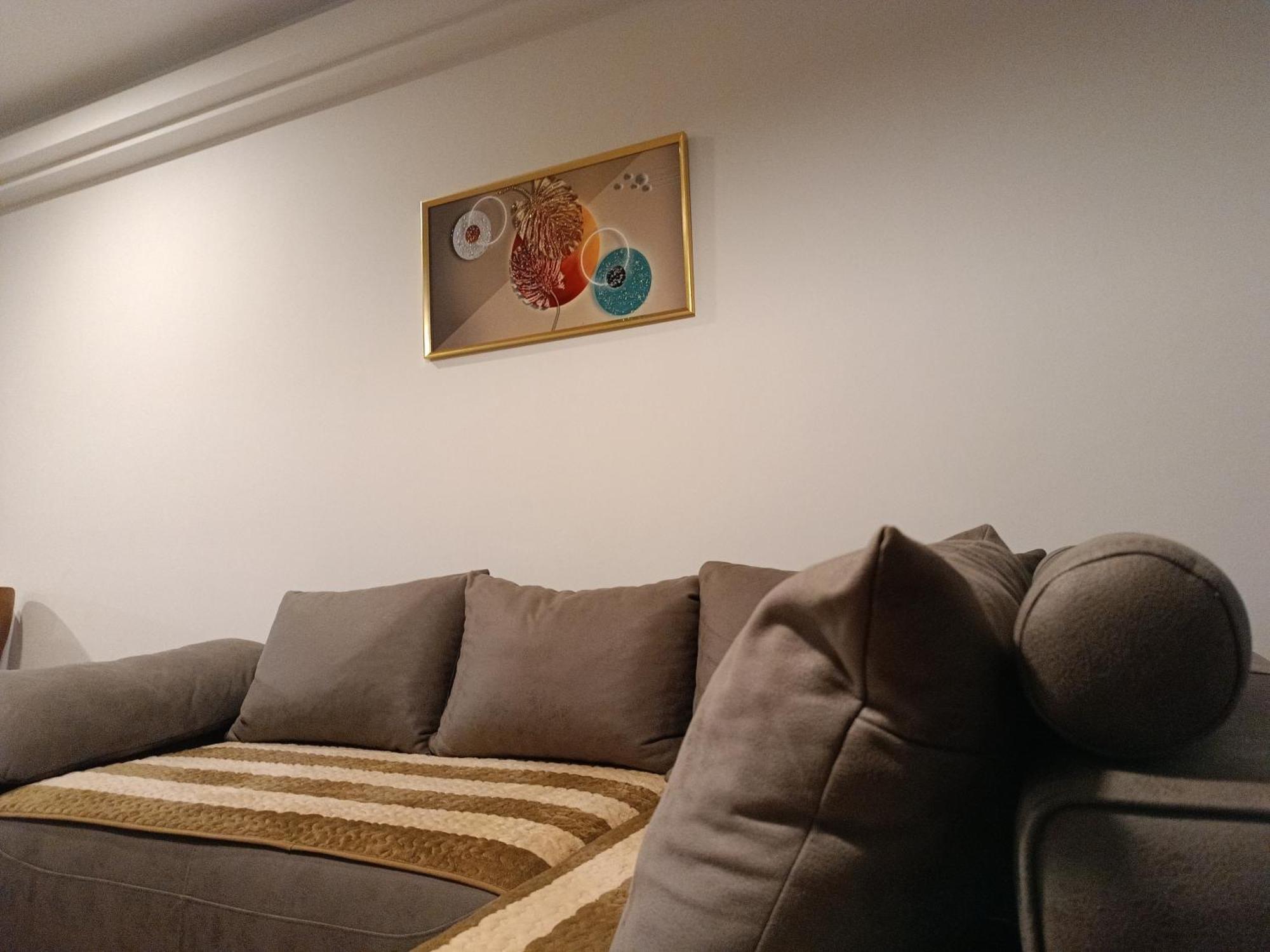 18Th & 16H Floor Secure Luxury Condos With Pool & Fitness Included In Price Skopje Ngoại thất bức ảnh