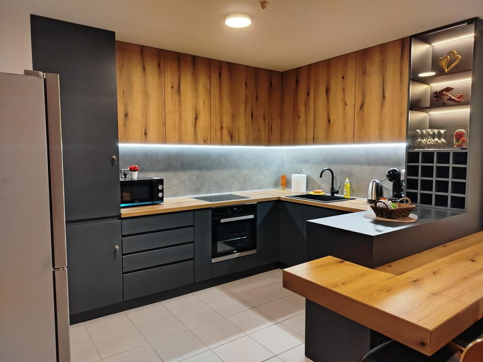 18Th & 16H Floor Secure Luxury Condos With Pool & Fitness Included In Price Skopje Ngoại thất bức ảnh